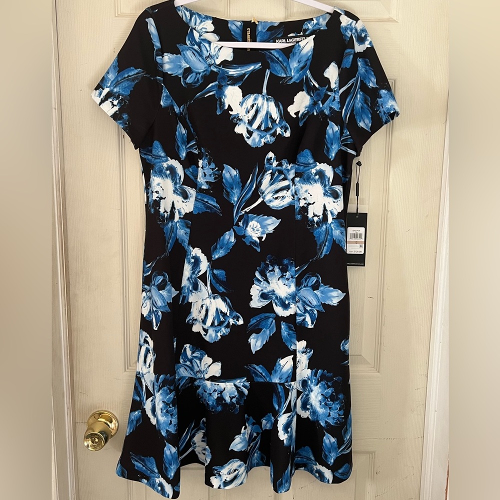NWT Size 12 Karl Lagerfeld Dress Black Blue Floral